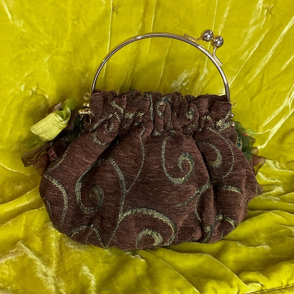 ❤️GIFTED❤️ Vintage Tapestry Victorian Lace Embellished Hand Bag Purse Carpet - Picture 2 of 11